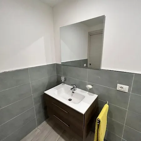 Leonardo Sicilian Casa *