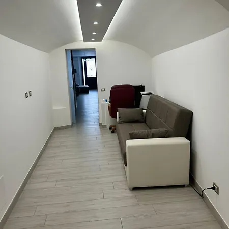 Leonardo Sicilian Casa * リポスト