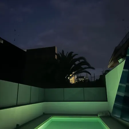 Leonardo Sicilian Casa リポスト